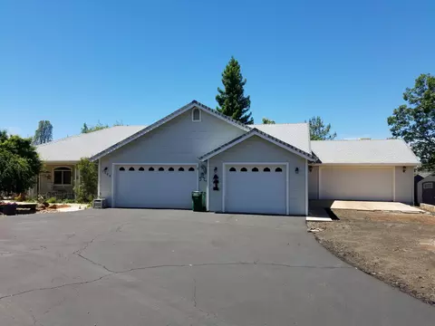 Exterior - 7150 Pine Bluff Dr, Shingletown, CA 96088 photo 2 of 23
