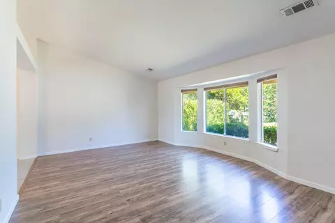 3356 Oak Haven Ct, Redding, CA 96002 photo 3