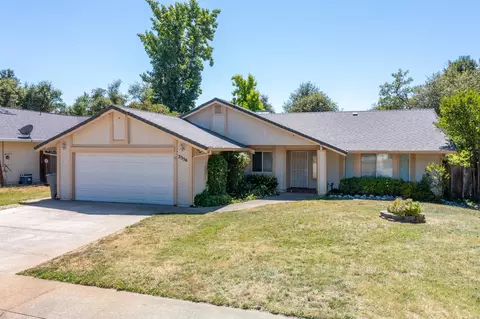 3356 Oak Haven Ct, Redding, CA 96002