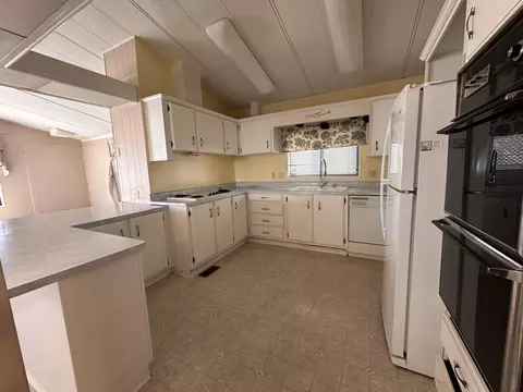 852 Mountain Shadows Blvd, Redding, CA 96003 photo 15