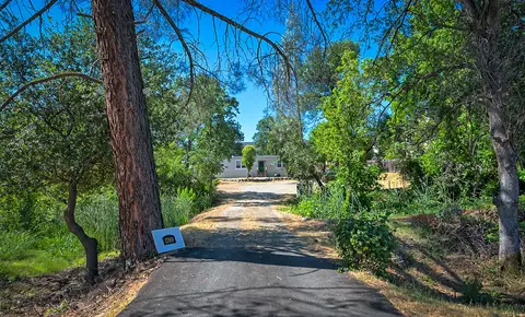 1269 Old Alturas Rd, Redding, CA 96003