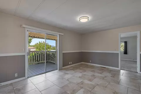 4725 White River Dr, Redding, CA 96003 photo 7