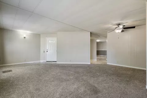 4725 White River Dr, Redding, CA 96003 photo 2