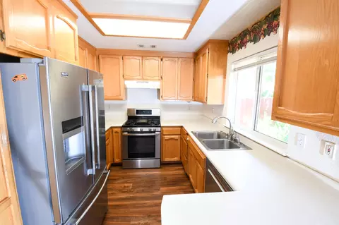 1556 Murieta Loop, Redding, CA 96002 photo 12