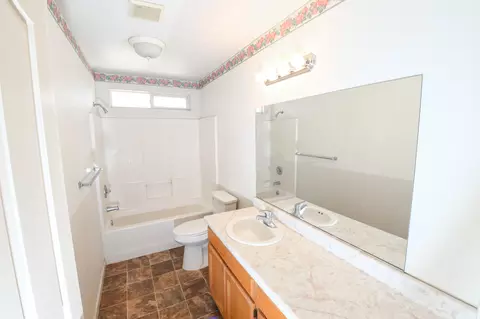 1556 Murieta Loop, Redding, CA 96002 photo 14