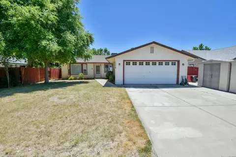 1556 Murieta Loop, Redding, CA 96002 photo 3