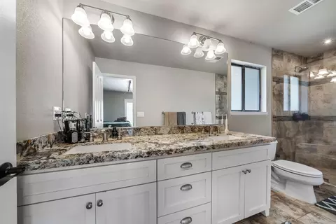 20973 Yogi Bear Ln, Redding, CA 96003 photo 11