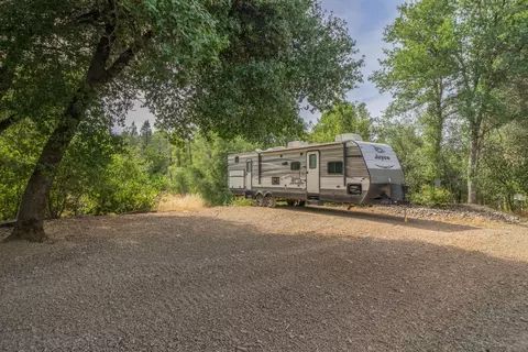20973 Yogi Bear Ln, Redding, CA 96003 photo 22