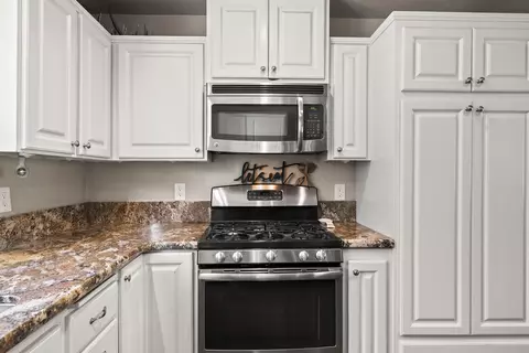 20973 Yogi Bear Ln, Redding, CA 96003 photo 8