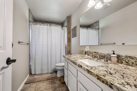20973 Yogi Bear Ln, Redding, CA 96003 photo 15