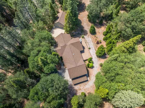 View/Area - 707 Quail Ct, Mccloud, CA 96057 photo 3 of 3