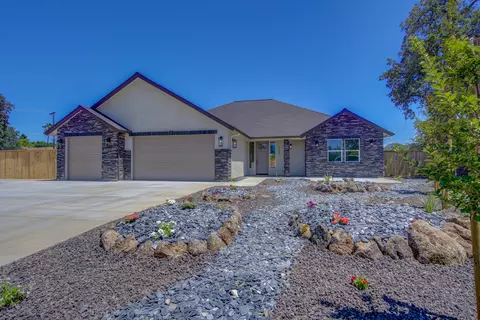 19490 Vista Del Monte Ct, Redding, CA 96003