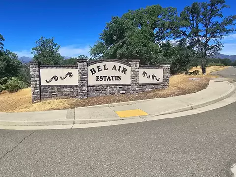 2850 Fantenell Dr, Redding, CA 96003 photo 5