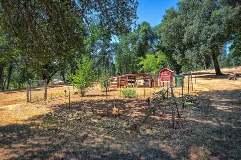8410 Valley View Rd, Redding, CA 96001 photo 36