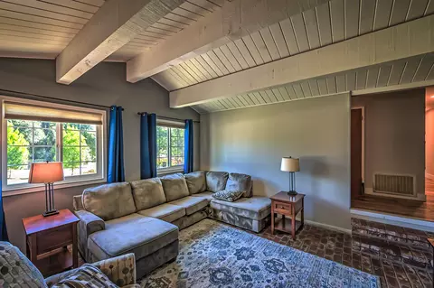 8410 Valley View Rd, Redding, CA 96001 photo 9