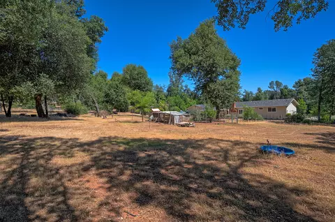 8410 Valley View Rd, Redding, CA 96001 photo 42