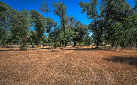 8410 Valley View Rd, Redding, CA 96001 photo 40