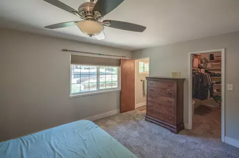 8410 Valley View Rd, Redding, CA 96001 photo 15