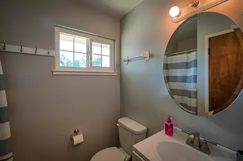 8410 Valley View Rd, Redding, CA 96001 photo 25