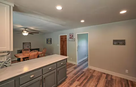8410 Valley View Rd, Redding, CA 96001 photo 5