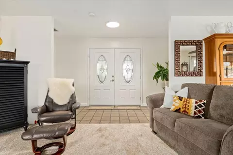 Entry Way - 910 Golden Heights Ct, Redding, CA 96003 photo 1 of 2