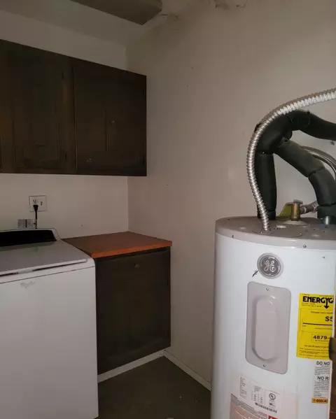 Other - 19989 Sunnyview Dr, Redding, CA 96003 photo 1 of 10
