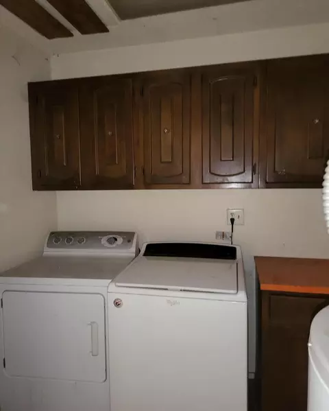 Other - 19989 Sunnyview Dr, Redding, CA 96003 photo 2 of 10