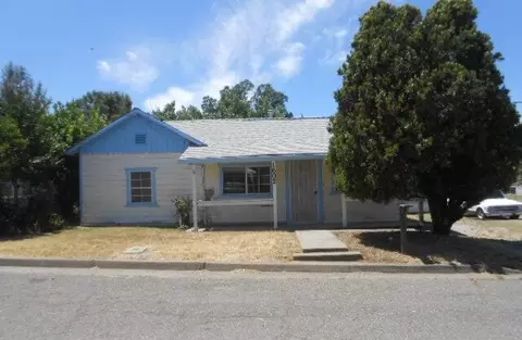 1602 Cottonwood Ave, Redding, CA 96001