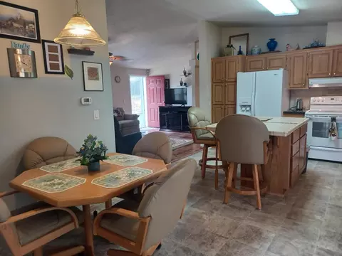 17877 Paradise Ln, Redding, CA 96003 photo 7