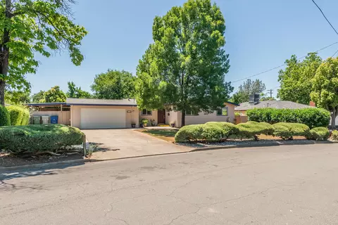 1283 Dusty Ln, Redding, CA 96002 photo 2