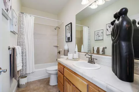 1205 Bonhurst Dr, Redding, CA 96003 photo 15