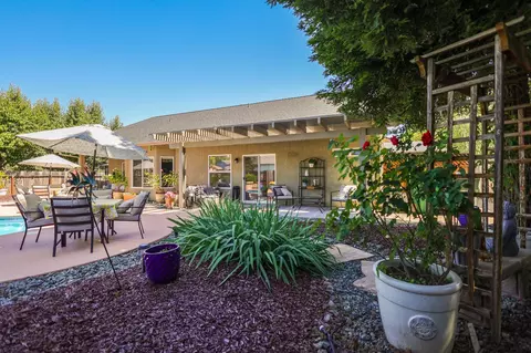 1205 Bonhurst Dr, Redding, CA 96003 photo 24