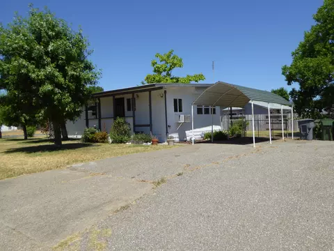 3350 Santa Rosa Way, Redding, CA 96003 photo 2