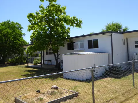 3350 Santa Rosa Way, Redding, CA 96003 photo 13