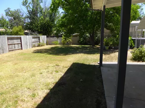 3350 Santa Rosa Way, Redding, CA 96003 photo 10