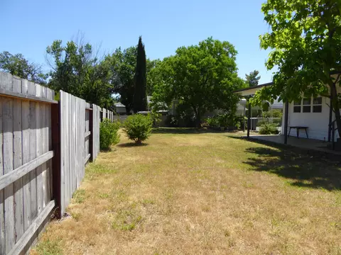 3350 Santa Rosa Way, Redding, CA 96003 photo 12