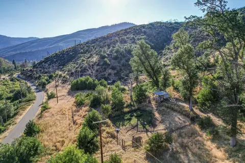 12338 E Fork Rd, French Gulch, CA 96033 photo 2
