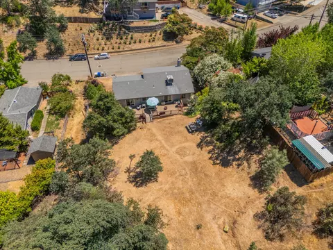 View/Area - 3490 Summit Dr, Redding, CA 96001 photo 1 of 7