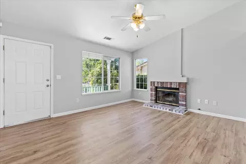850 Mallard St, Redding, CA 96003 photo 5