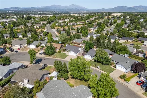 850 Mallard St, Redding, CA 96003 photo 42