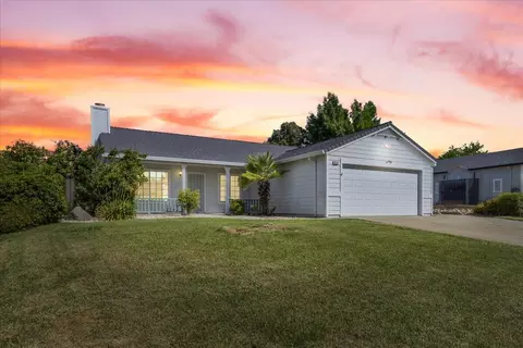 850 Mallard St, Redding, CA 96003