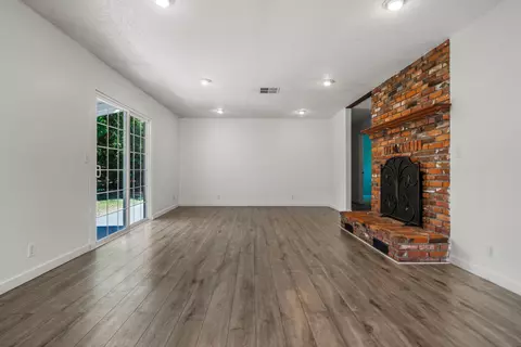 6940 Riverside Dr, Redding, CA 96001 photo 10