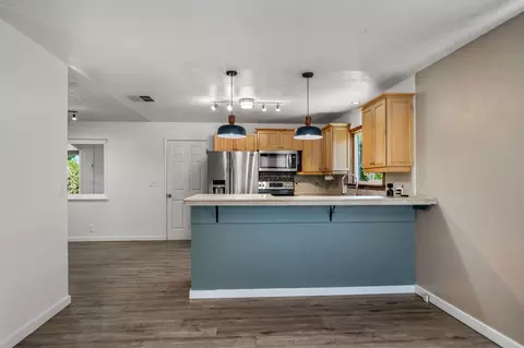 6940 Riverside Dr, Redding, CA 96001 photo 7