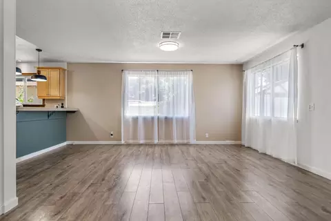 6940 Riverside Dr, Redding, CA 96001 photo 9