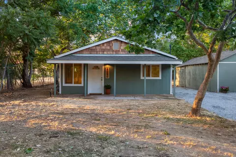 Exterior - 4082 Fig Tree Ln, Redding, CA 96002 photo 3 of 16