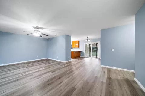 3636 Capricorn Way, Redding, CA 96002 photo 7