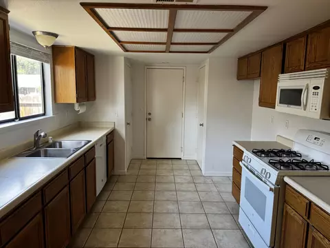 3454 Timbercreek Dr, Redding, CA 96002 photo 2