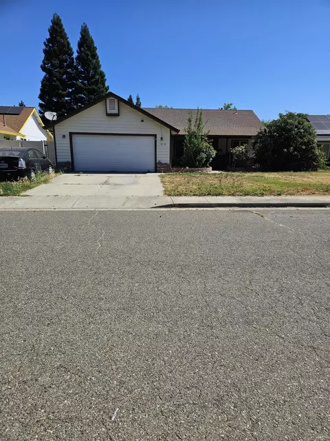3336 SE Lyndsey Ln, Anderson, CA 96007 photo 1