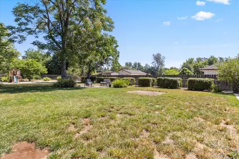 2338 Marlene Ave, Redding, CA 96002 photo 38