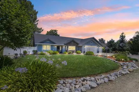 2338 Marlene Ave, Redding, CA 96002